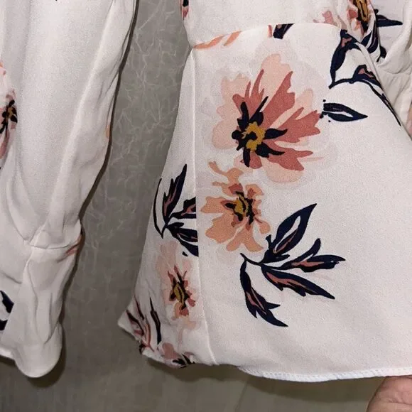 TOKITO 4 White Pink Navy Floral Button Front Bell Sleeve Peplum Tie Blouse - Picture 5 of 12